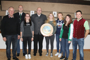 Gaujugend-Weihnachtsscheibe_2017.jpg